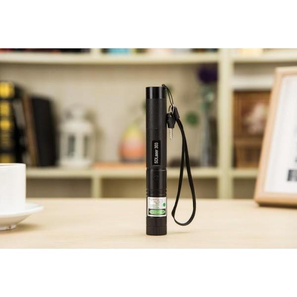 Laser Verde 3D Portabil cu Acumulator – Rază de 10 km